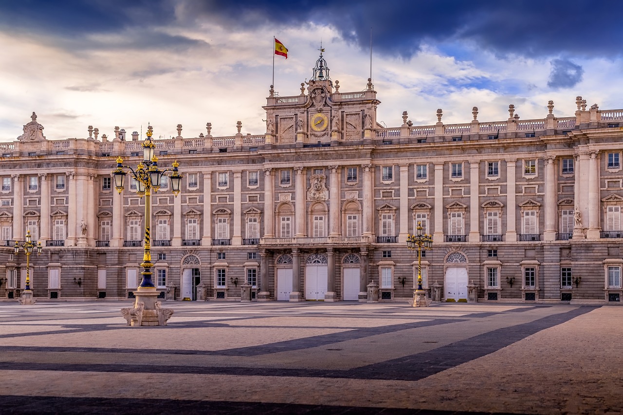 Cung điện hoàng gia Tây Ban Nha
