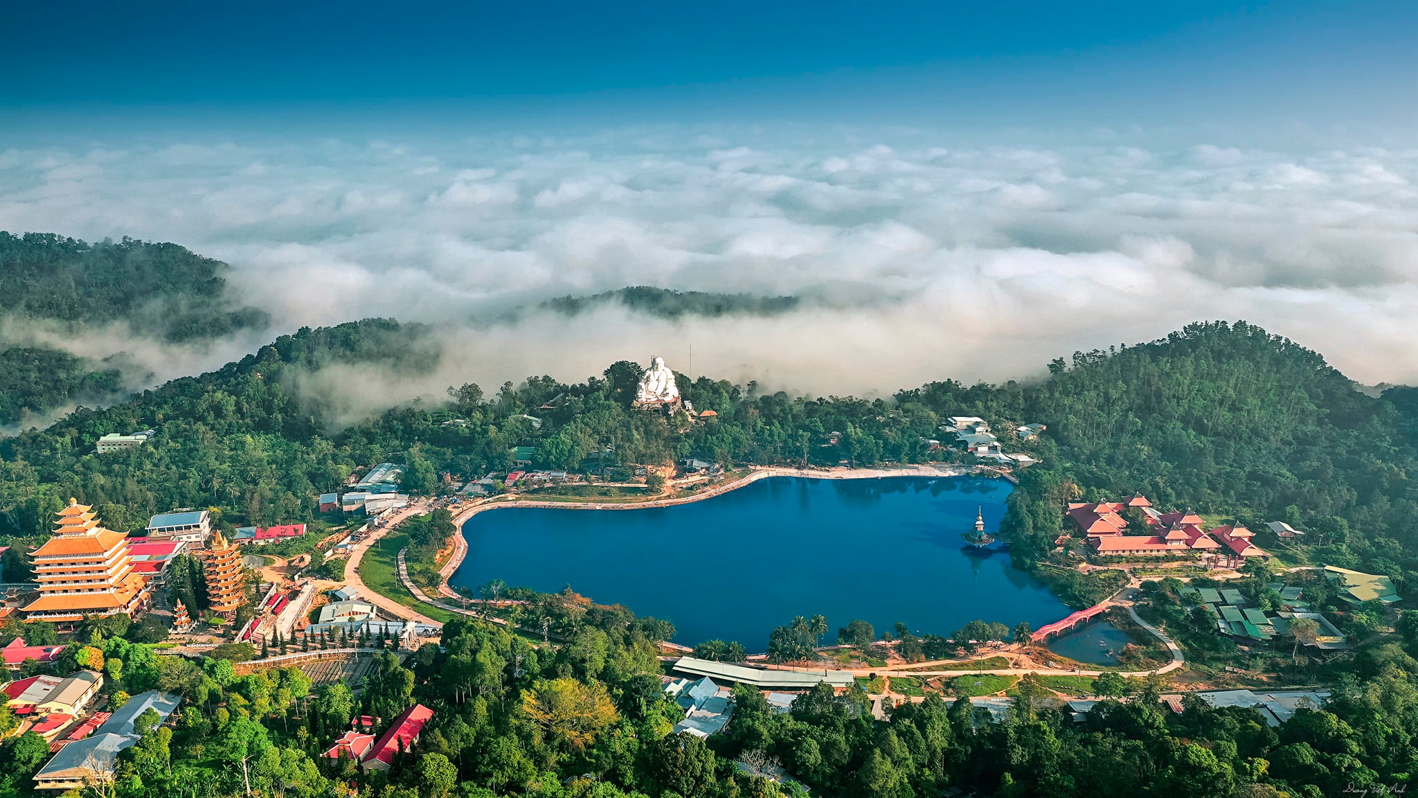 Khu du lịch Núi Cấm